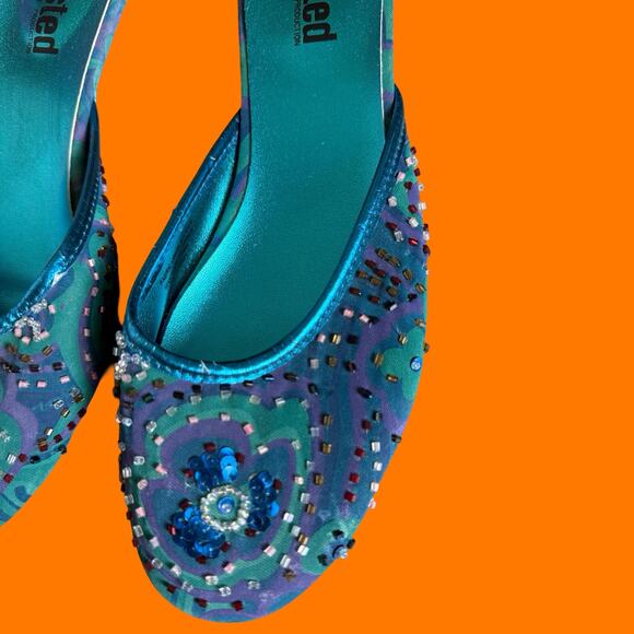 00's vintage groovy boho beaded paisley floral y2k kitten heels US Size 7.5 - Picture 6 of 9